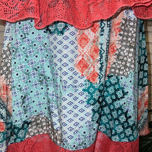 NWOT Sugarfox Off Shoulder Lacy Ruffle Top L - Picture 3 of 6